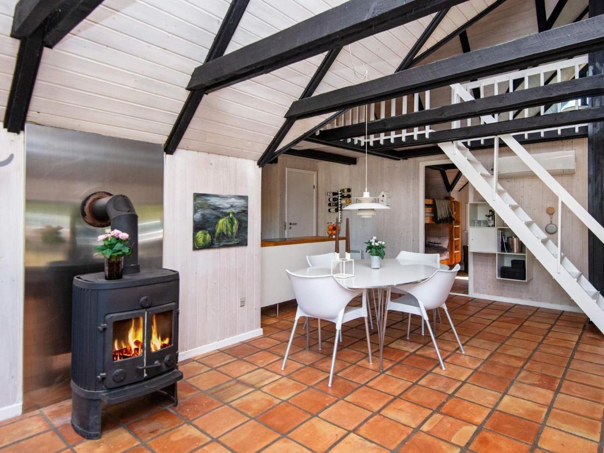 7 Person Holiday Home In R M Vesterhede Экстерьер фото