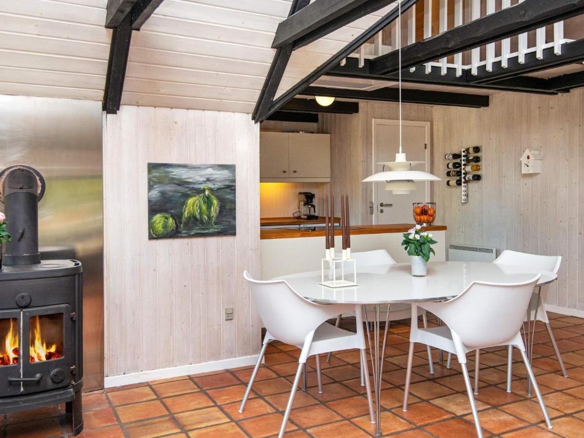 7 Person Holiday Home In R M Vesterhede Экстерьер фото